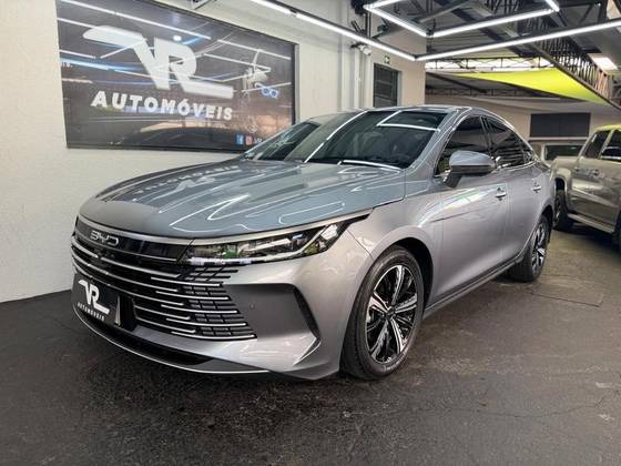 BYD KING 1.5 DM-I PHEV GL AUTOMÁTICO BYD KING 1.5 DM-I PHEV GL AUTOMÁTICO